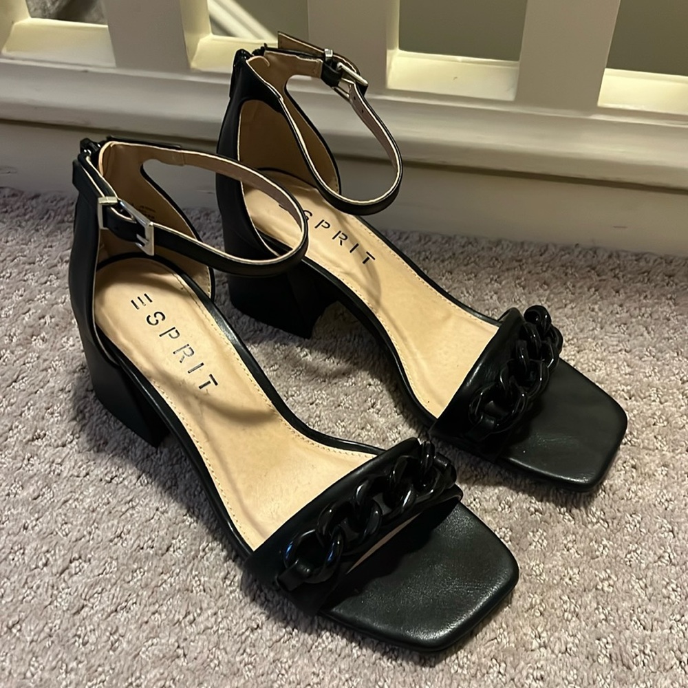 Esprit heels all black. Size 6